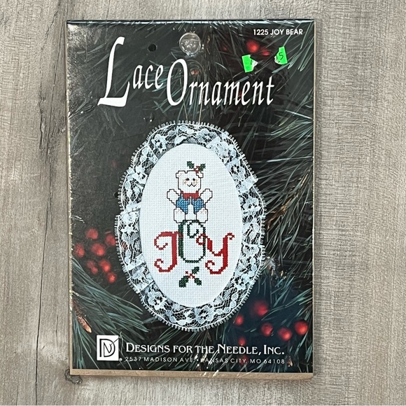 NWT Set of 2 Designs for the Needle Inc Lace Counted Cross Stitch Holiday Kits - Picture 9 of 12